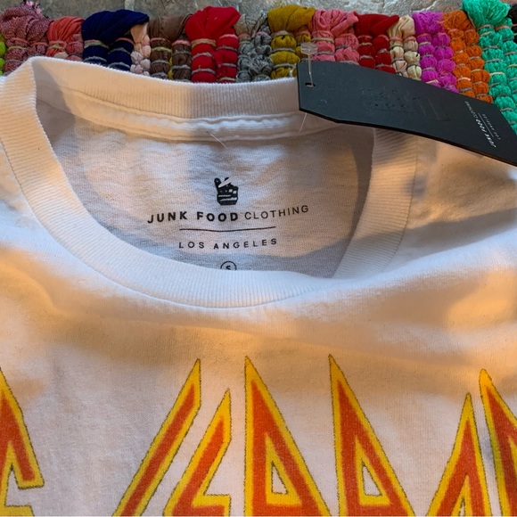 junk food clothing DEF LEPPARD tee . NWT - Picture 3 of 3